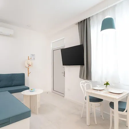 T Junior Luxury 度假居 Koróni