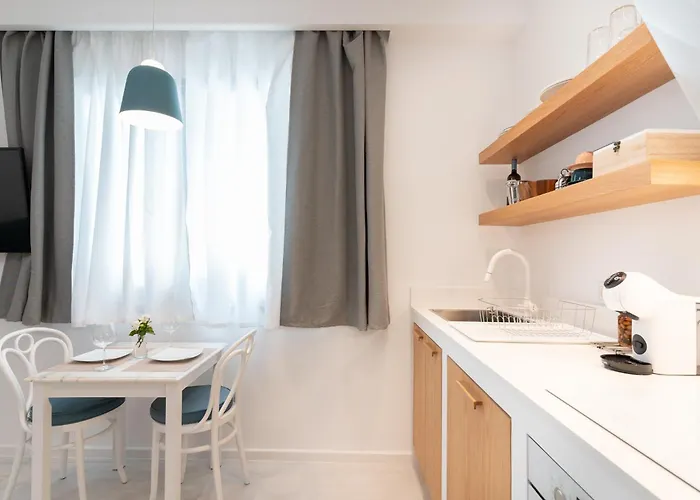 펜션 T Junior Luxury Koróni